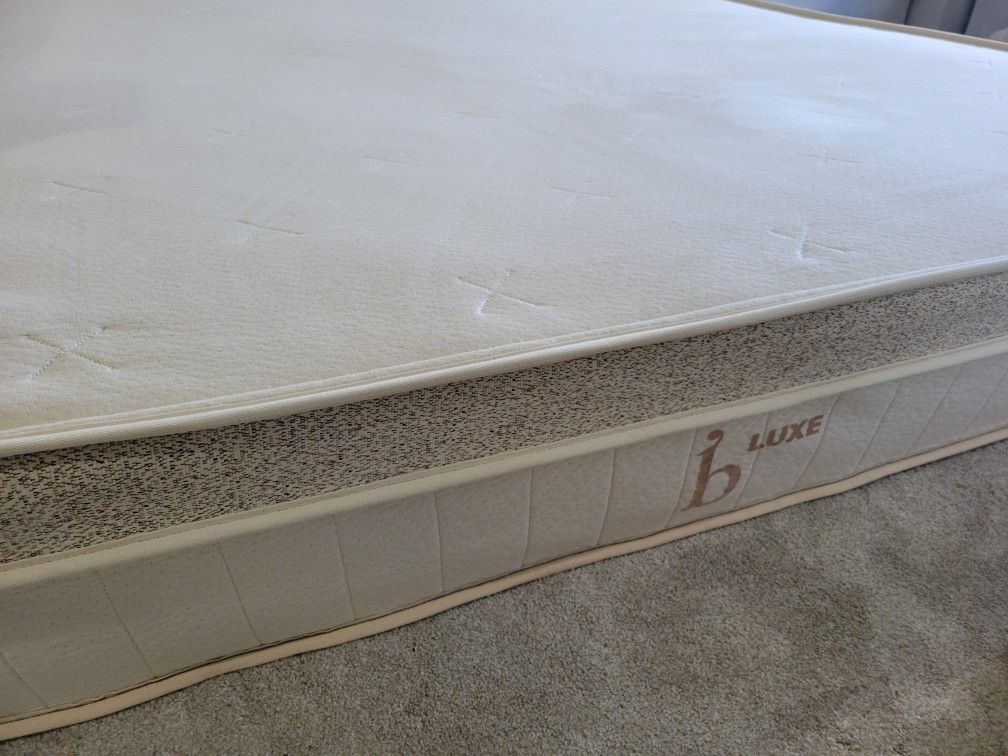 King Helix Birch Luxe Natural Mattress - Like New