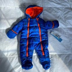 Kids  snowsuit 