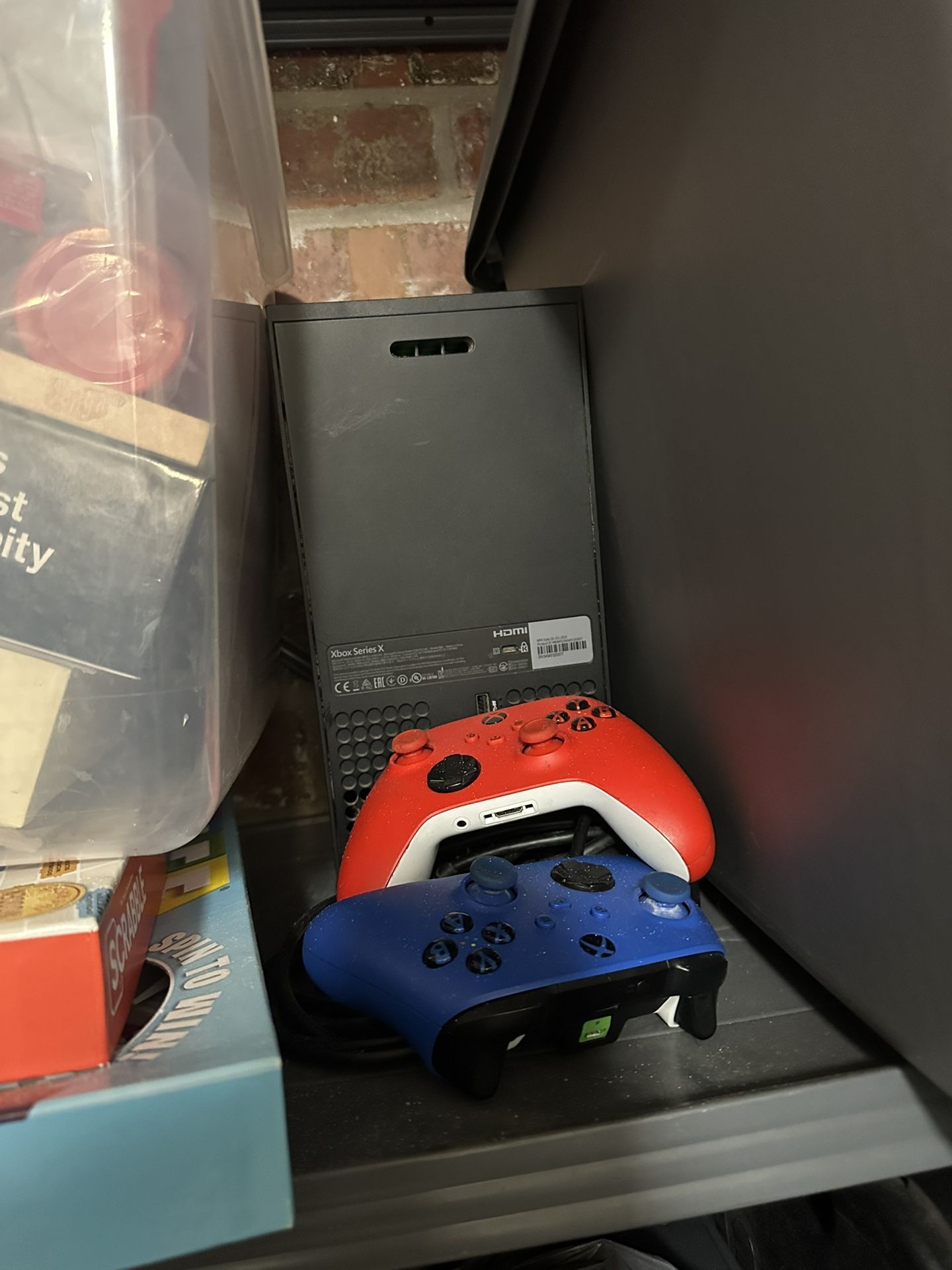 Xbox Series X And Gigabyte Monitor