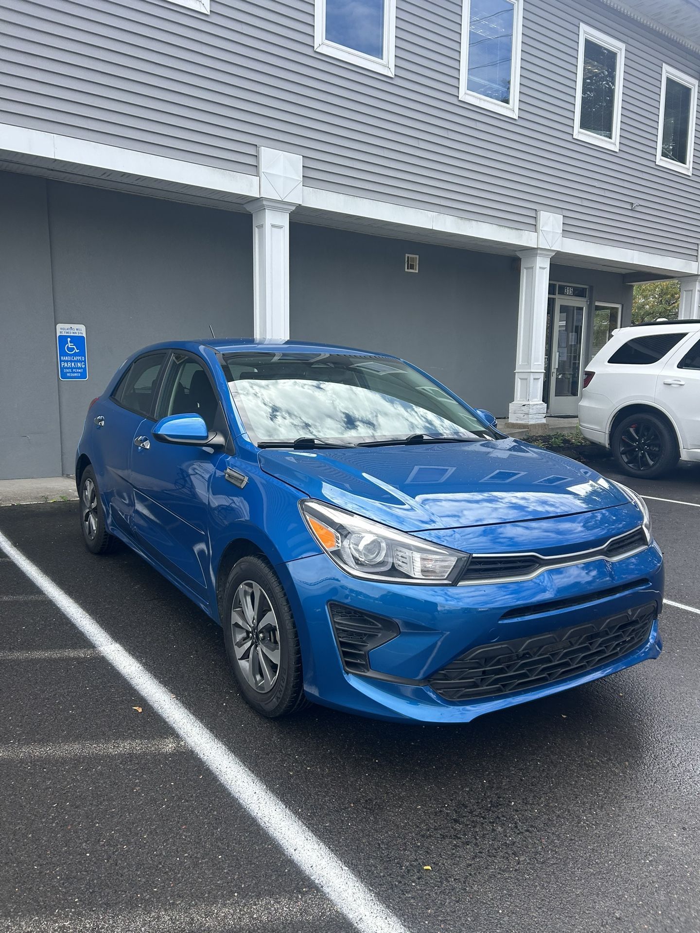 2022 KIA RIO hatchback