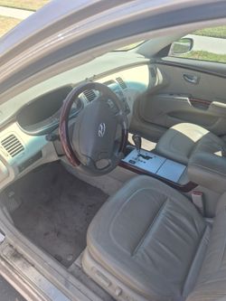 Hyundai Sedan with Leather Interior