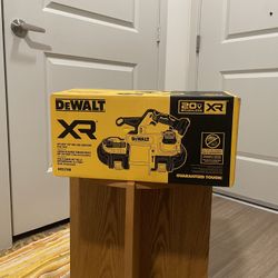 20V MAX XR MIDSIZE BANDSAW (tool only)