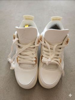 Air Jordan 4