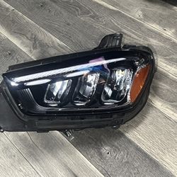 2024-2026  W167 X167 GLE350 MERCEDES BENZ LEFT HEADLIGHT REFLECTION LED IN EXCELLENT CONDITION 