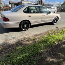 Toyota Avalon For Sale Low Miles Run Good Clean Title Great On Gas