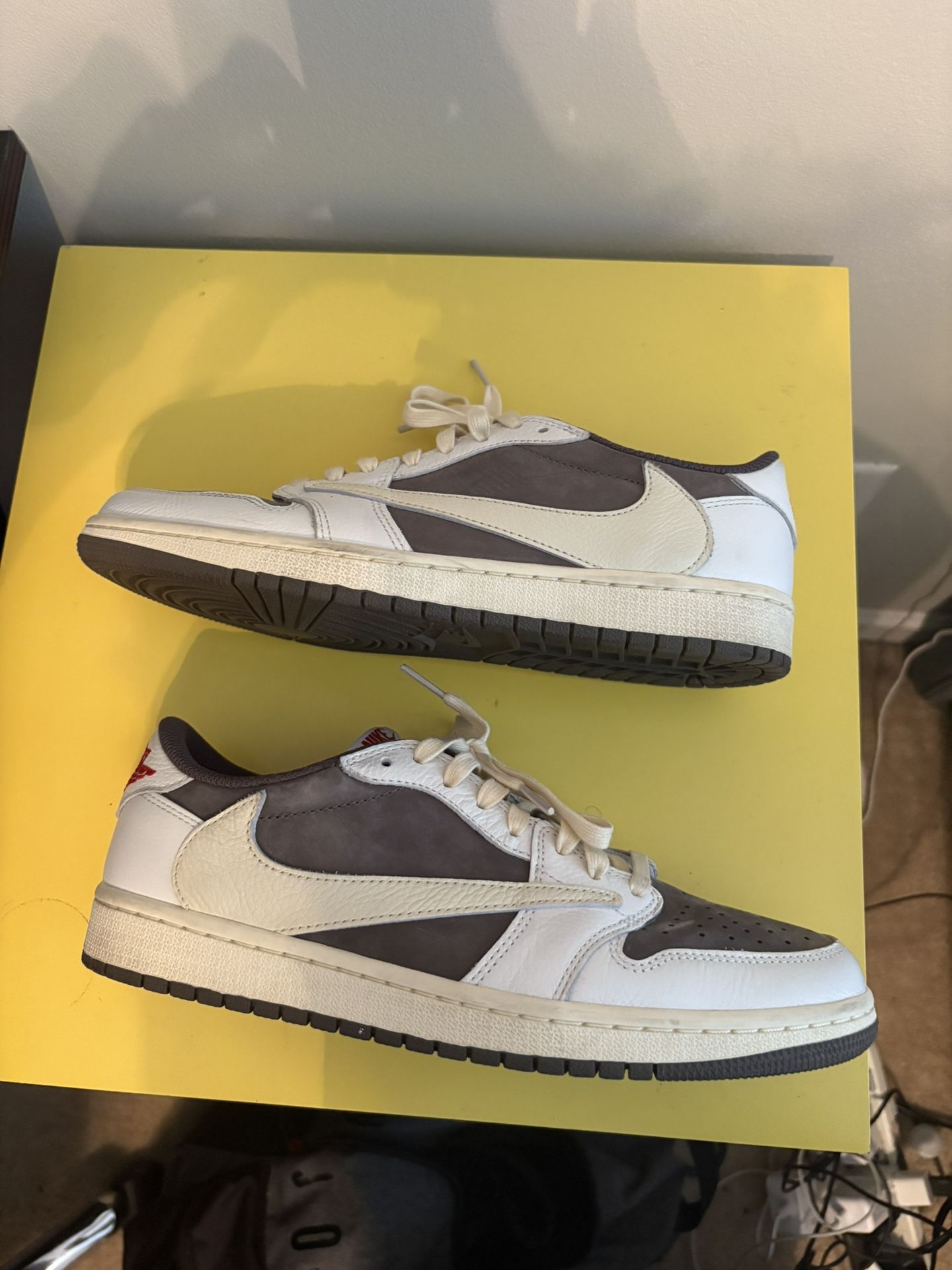 Jordan 1 Retro Low Travis Scott Reverse Mocha