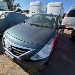 2015 Nissan Versa 