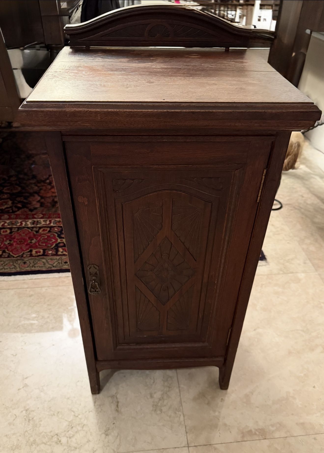 Art deco Small Table 