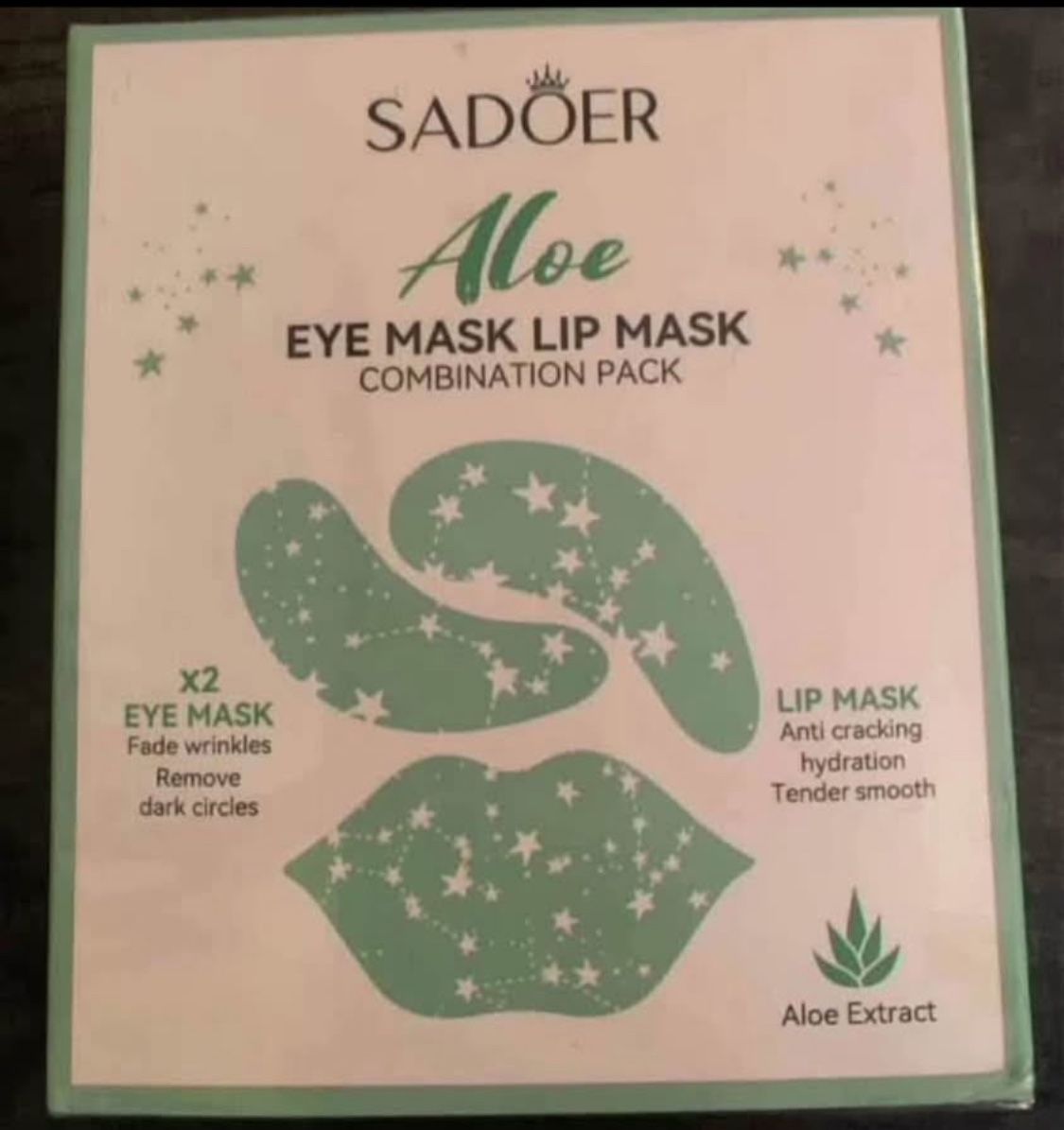 Aloe Vera Under Eye Patches and Moisturizing Lip Mask Set - 10 Pcs