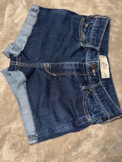 $10 Size 0 W24 Hollister Super Short Denim Shorts W24