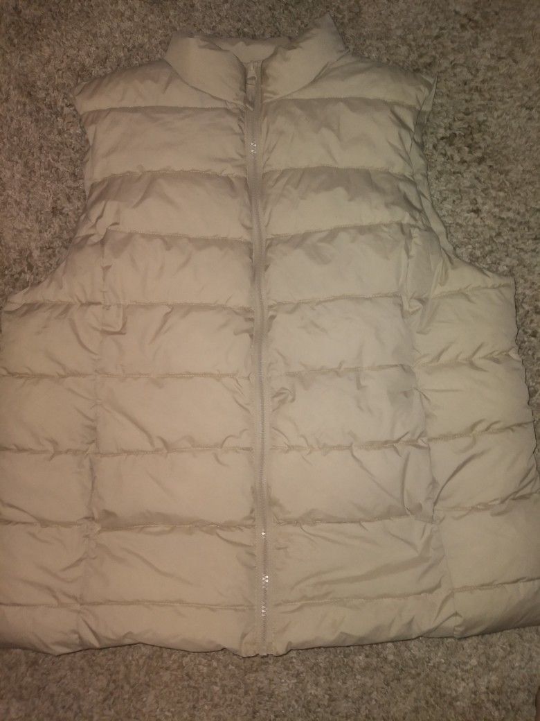Womens Dip Brand Puffer Vest Size Large Beige