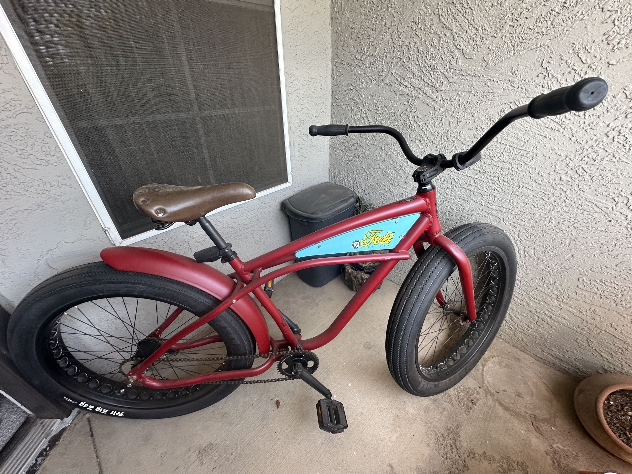 Rare Felt Speedway Fat Cruiser 2 Speed