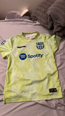 Lamine Yamal Barcelona jersey size xl kids