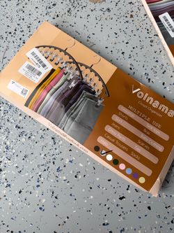 Pants hangers