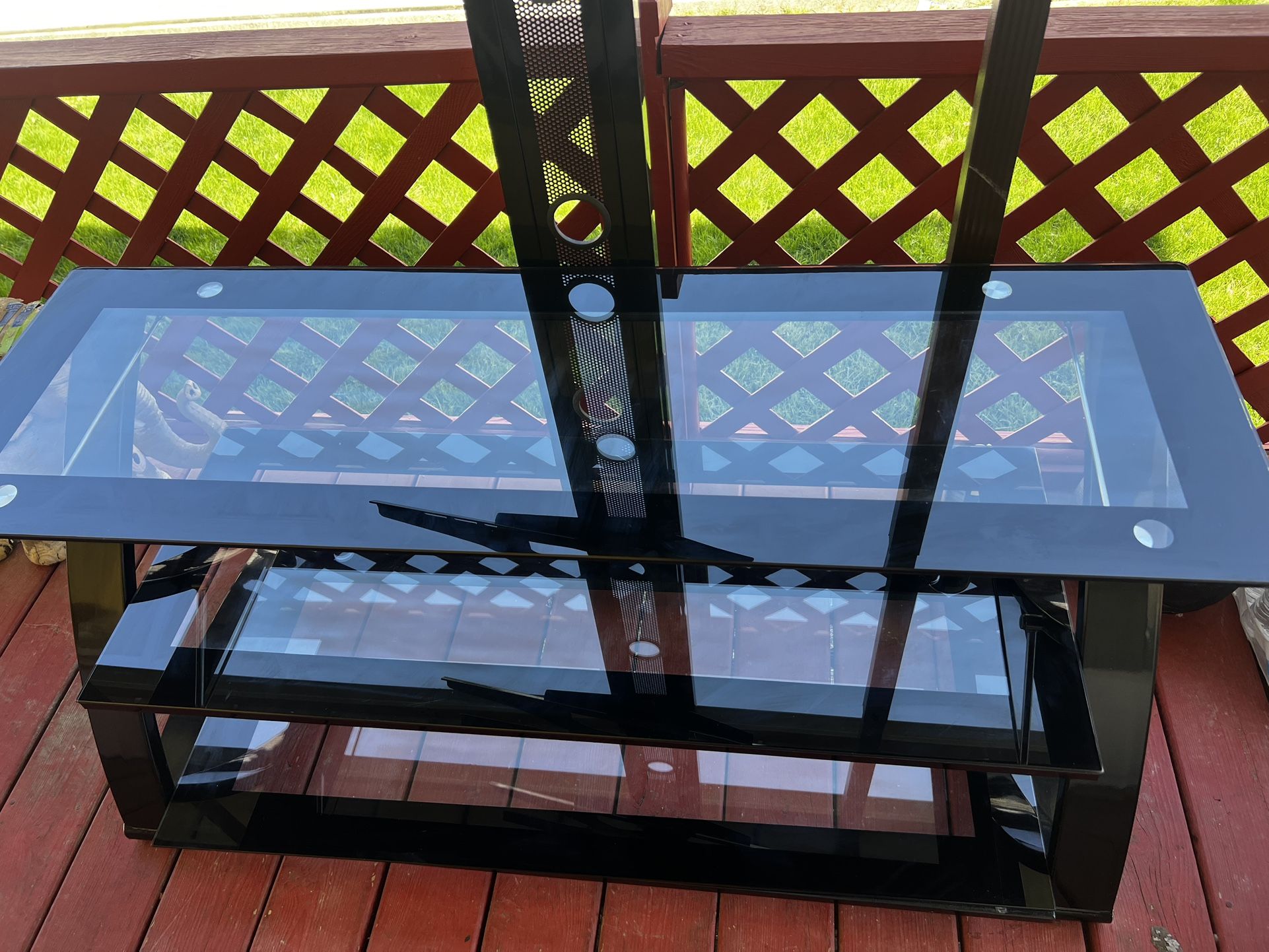 Xavier TV stand