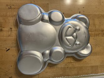 Wilton Bear Cake Pan