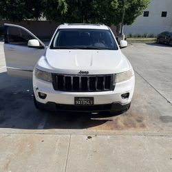 2011 Jeep Laredo 