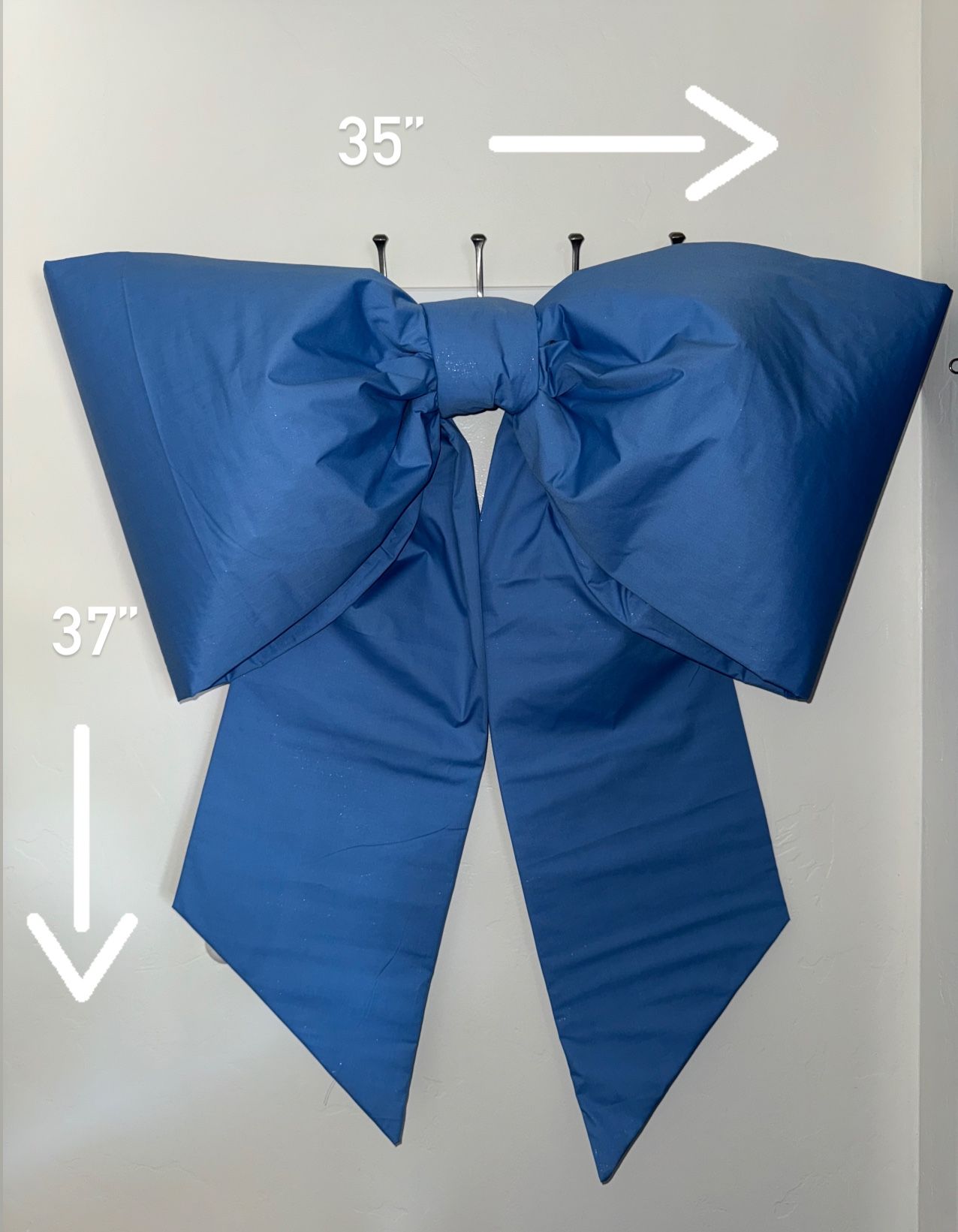 Bow Backdrop