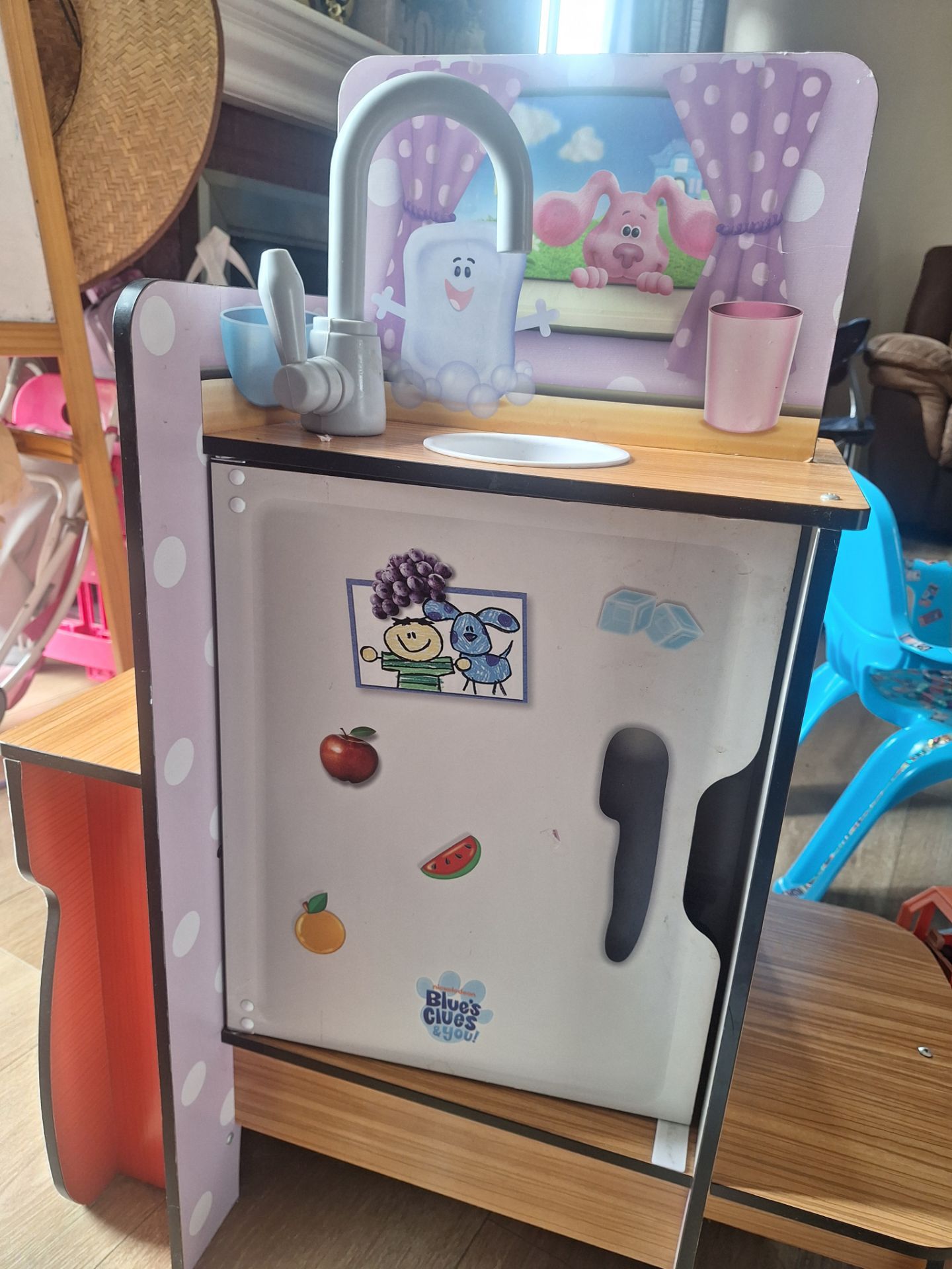 Mini kitchen set