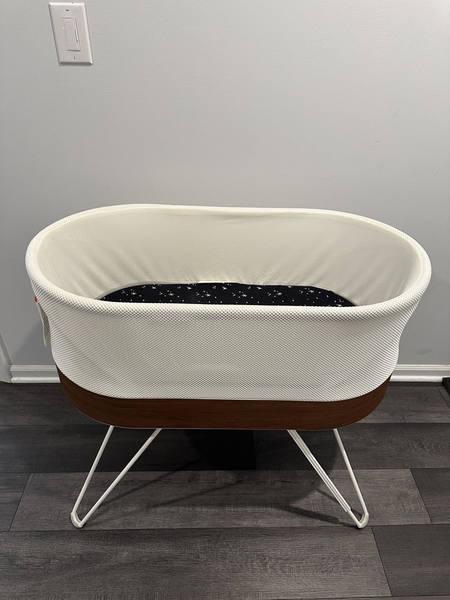 SNOO Smart Sleeper Bassinet