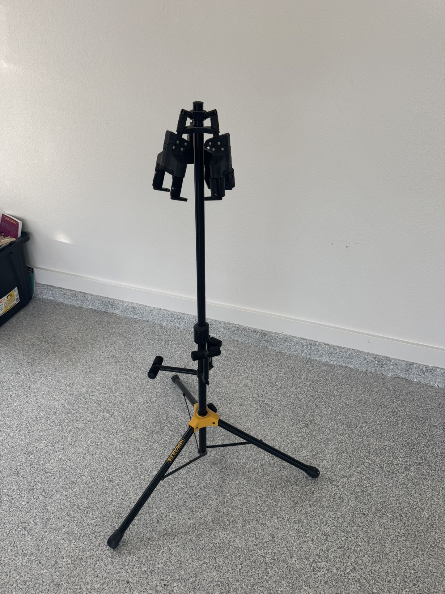 Guitar Tripod Stand