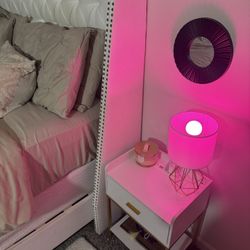 Modern White Bedroom Set – Dresser, Nightstand, Mirror + Accent Lamps