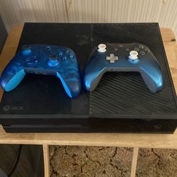 Xbox one with two controllers