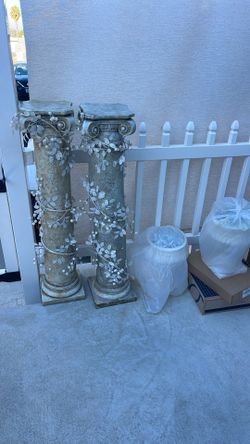 Elegant Wedding Decoration Columns