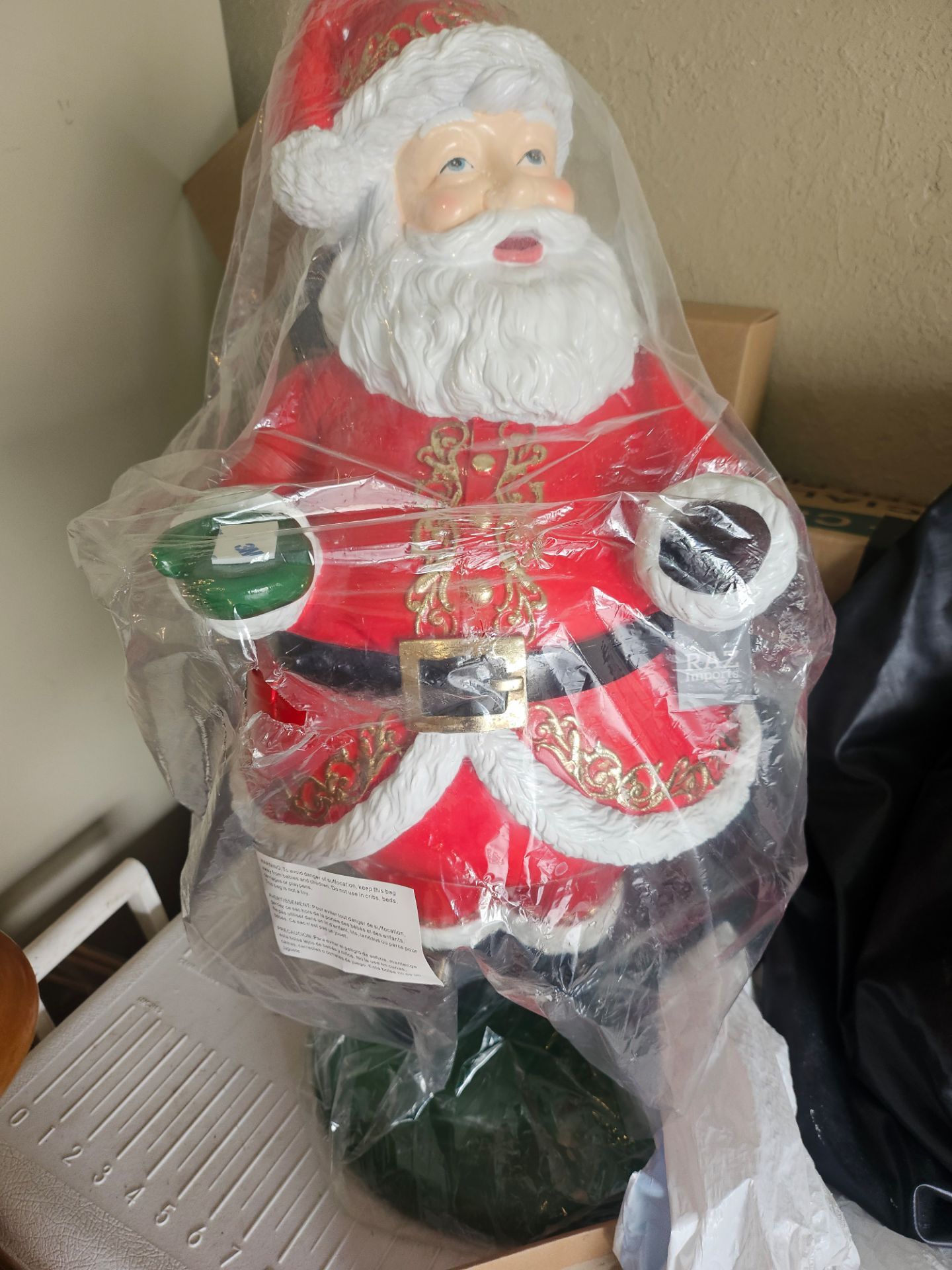 Free random holiday items