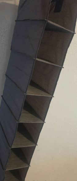 10 shelves Hanging shoe. .
(LAKE ELSINORE CA)