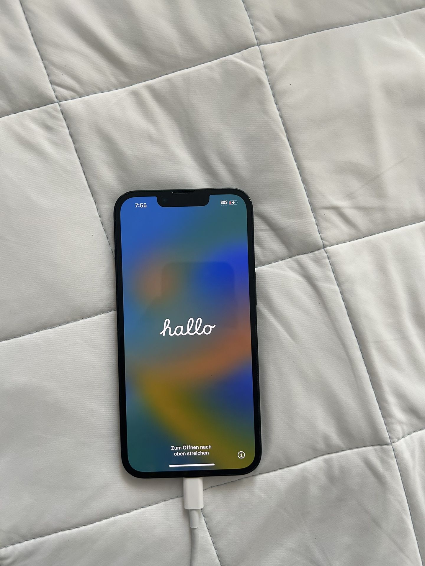 iPhone 13 - 128GB - Space Gray