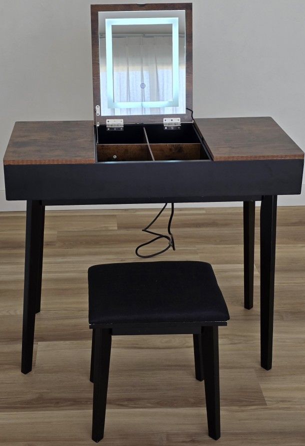 Vanity Desk