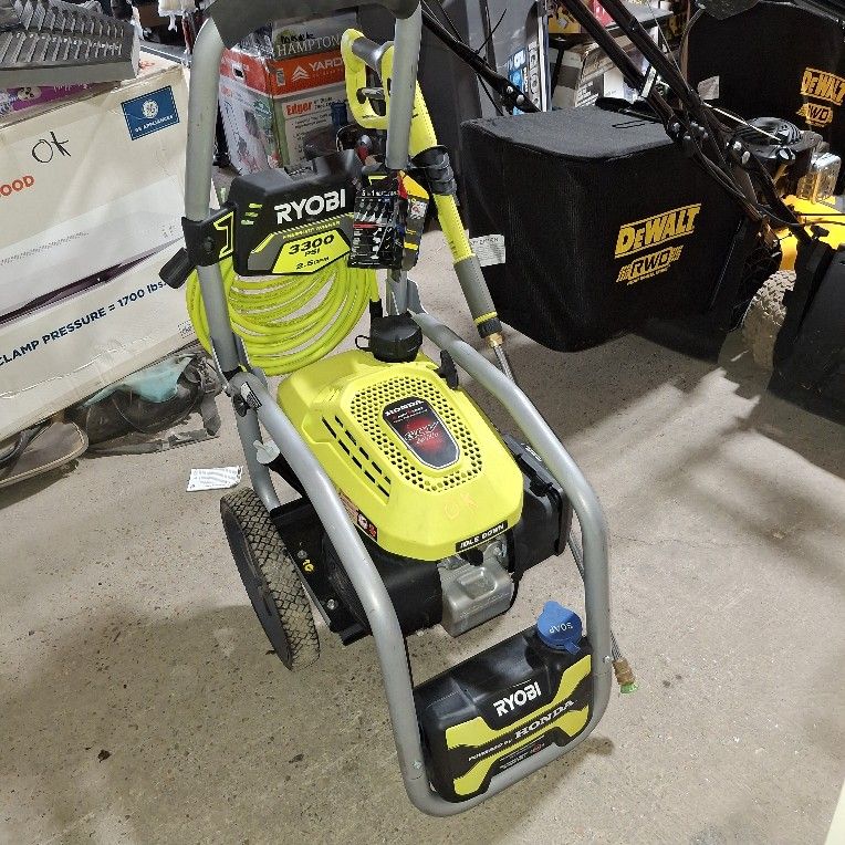 GAS PRESSURE WASHER 3300 PSI