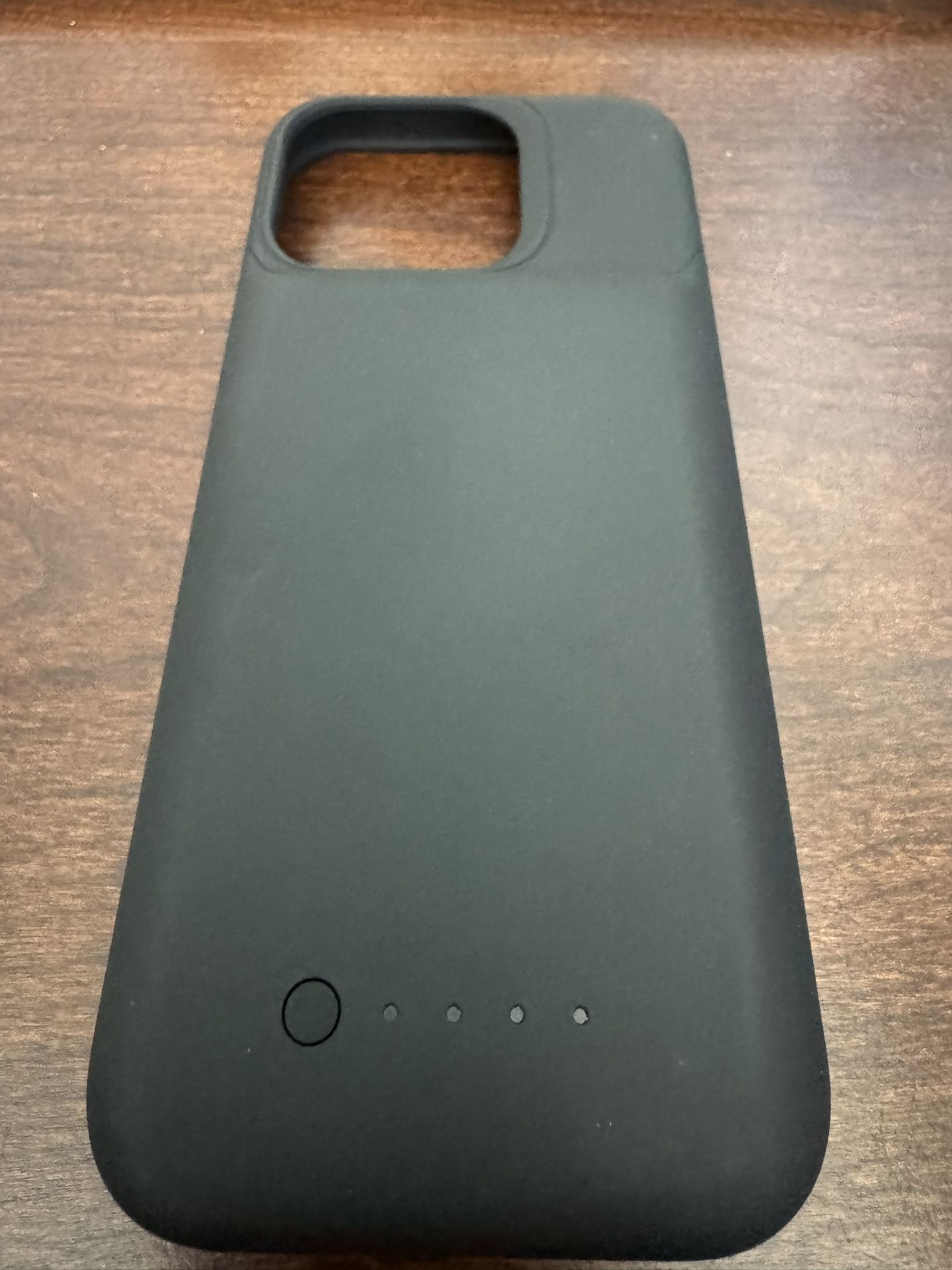Apple iPhone 15 Pro Charging Case