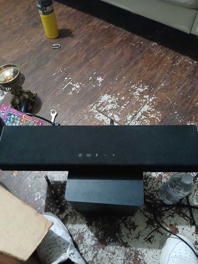 Vizio SB2021N-H6B-RB 20" 2.1 Sound Bar System
With Sub