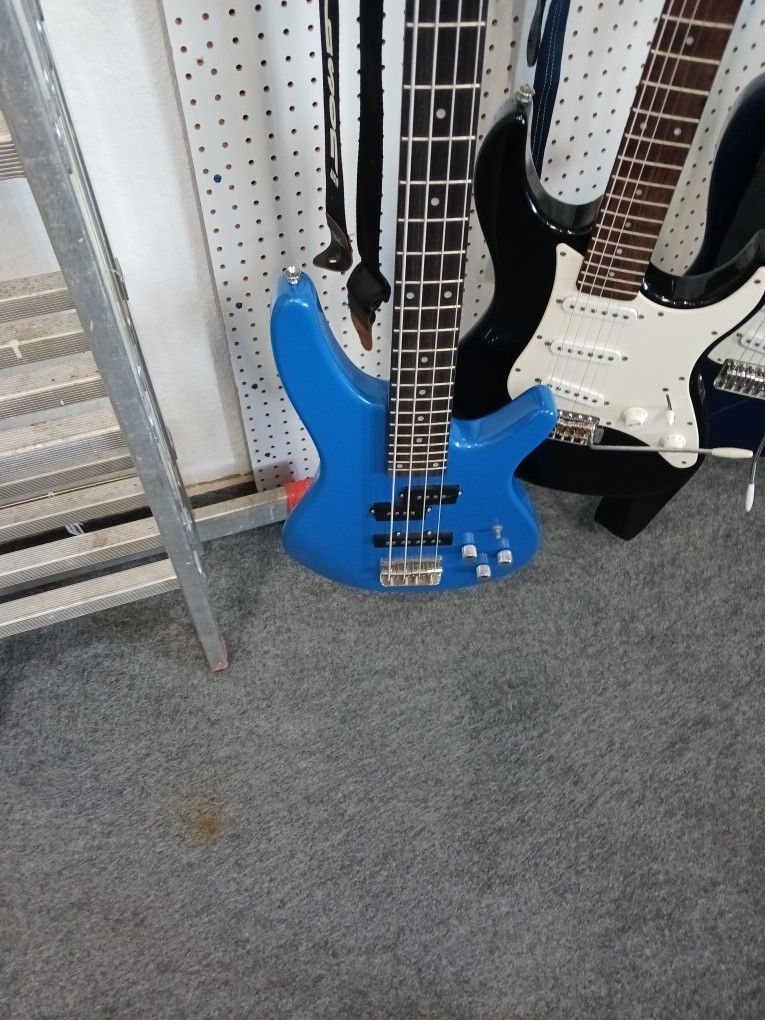 No Name Electric Bass Guitar Four String