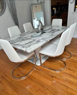 6 chairs Dinning set