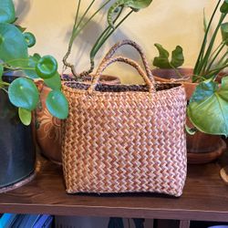 Small Vintage Straw Tote