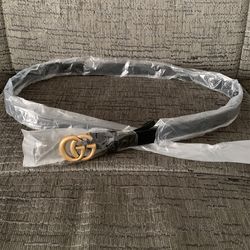 Gucci Belt Size Small  Not Original 