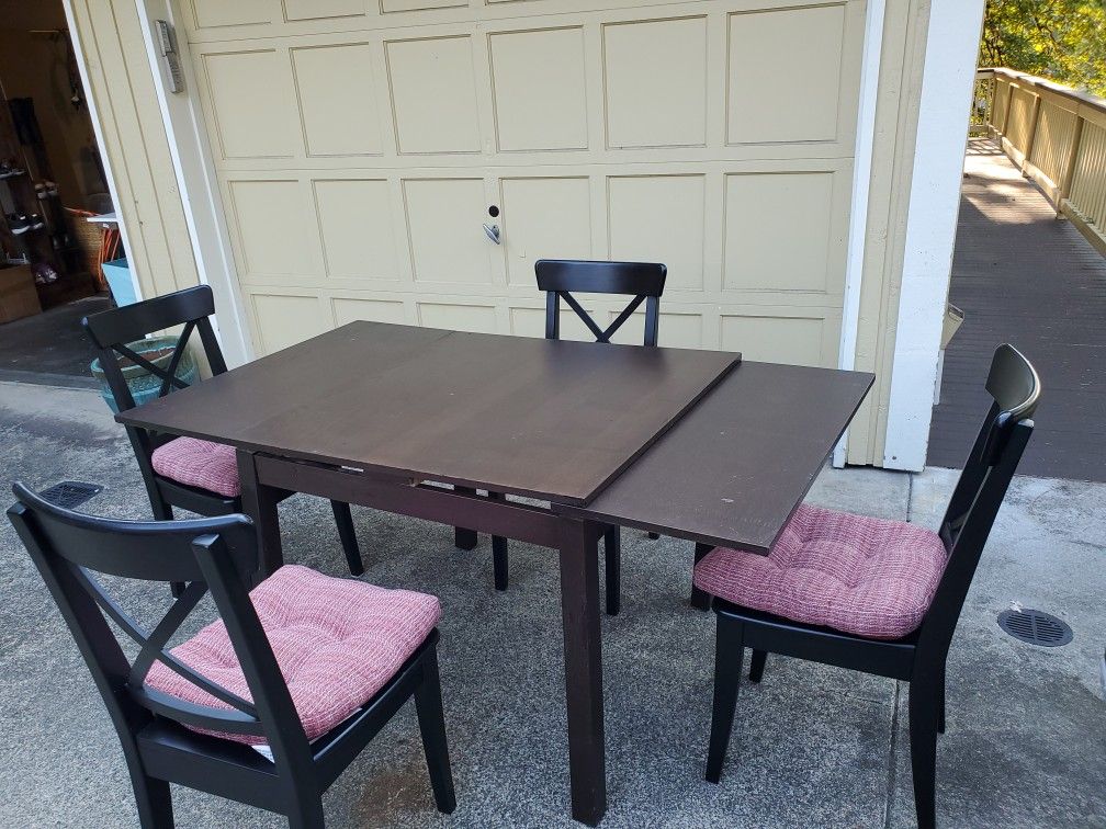 Ikea Table & Chairs, 36x36"