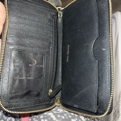 MK wallet 