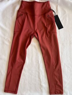 NEW juniors’ small Yoga Pants