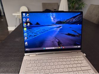 Laptop lenovo yoga 7 2 in 1 2K oled 14inches