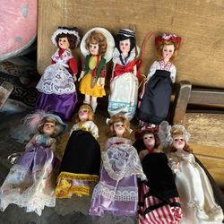 Vintage Dolls 40 Dlrs All