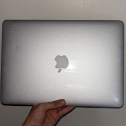 Locked Mac Book Air 