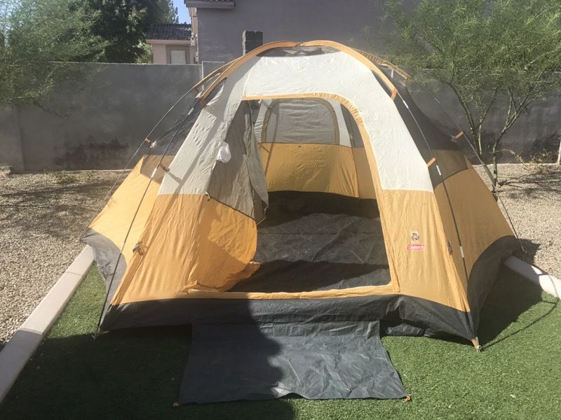 Coleman Monterey 15.6' x 12' Tent
