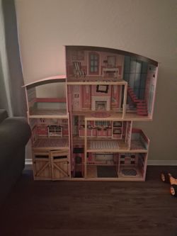 Doll house