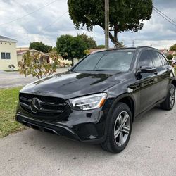 2020 MERCEDES BENZ GLC-300