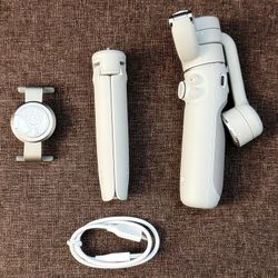 DJI OM 5 Smartphone Gimbal