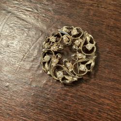 Vintage Costume Pearl And Stoned Brooch